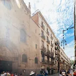 En Ferran By The Streets